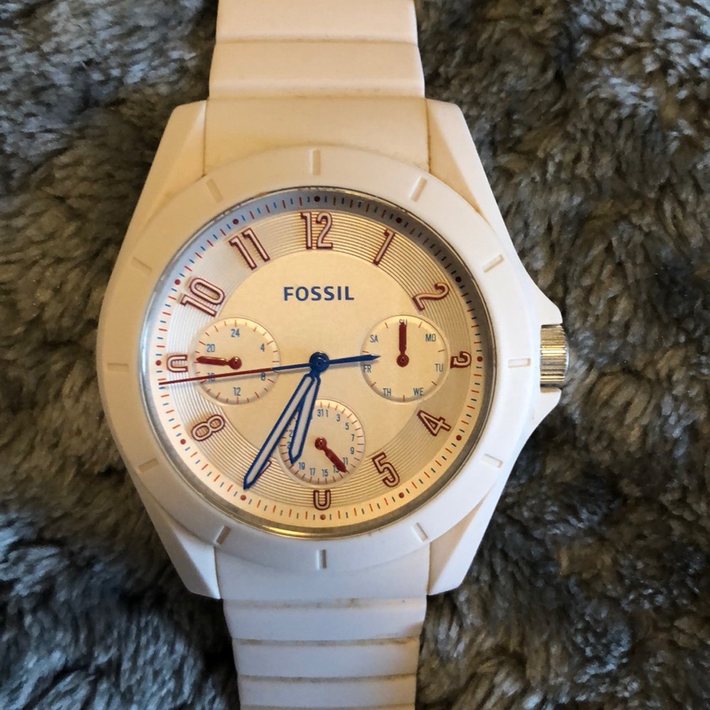 Fossil| White Fossil Watch - image 1